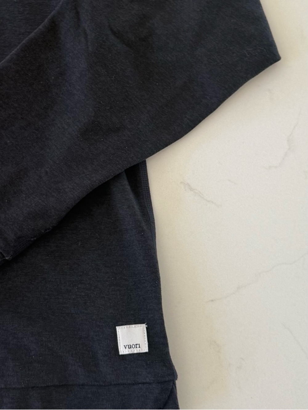 Vuori Halo Hoodie Pullover ~ Size Large - Picture 5 of 5